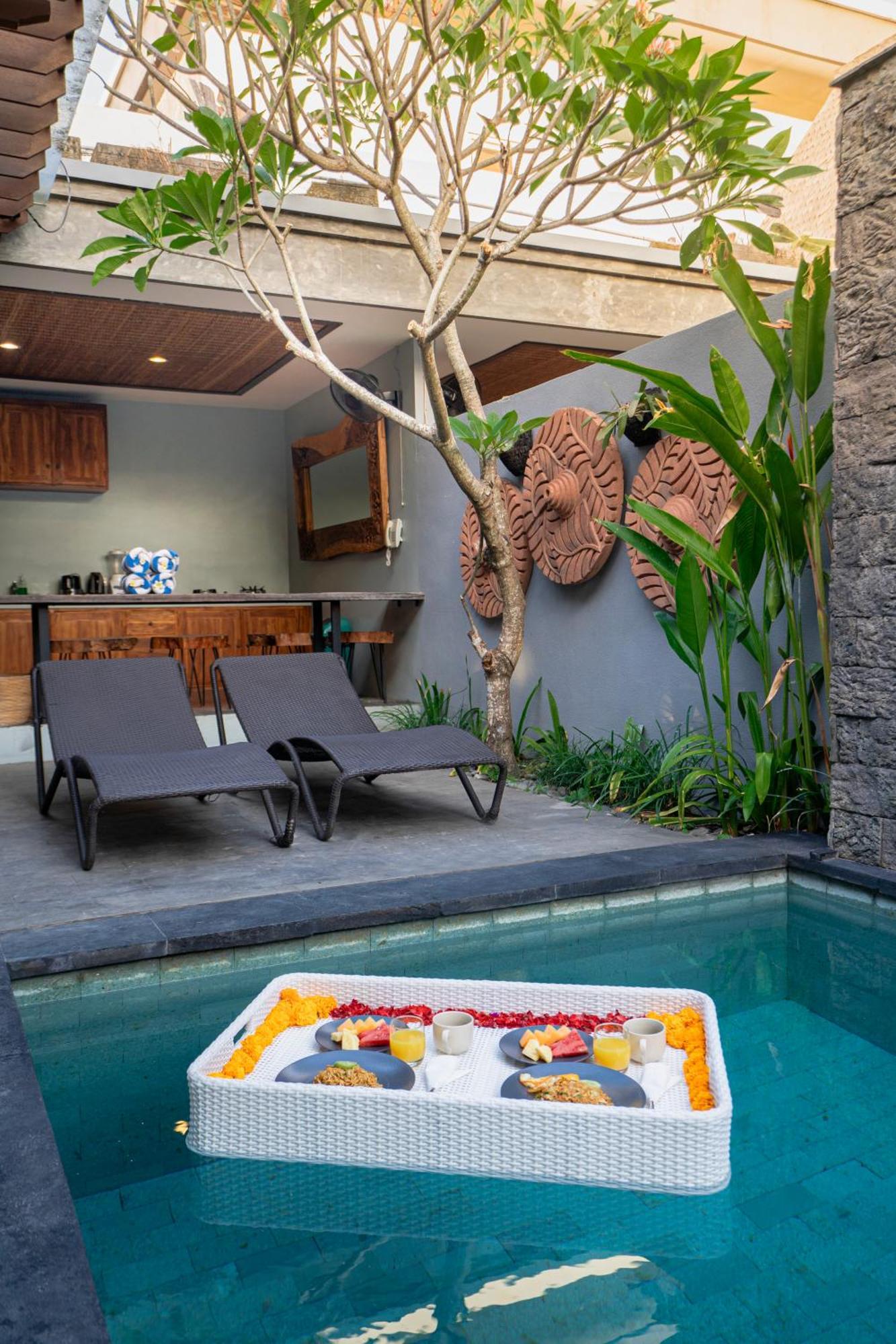 Kusuma Living And Villa Seminyak Kültér fotó